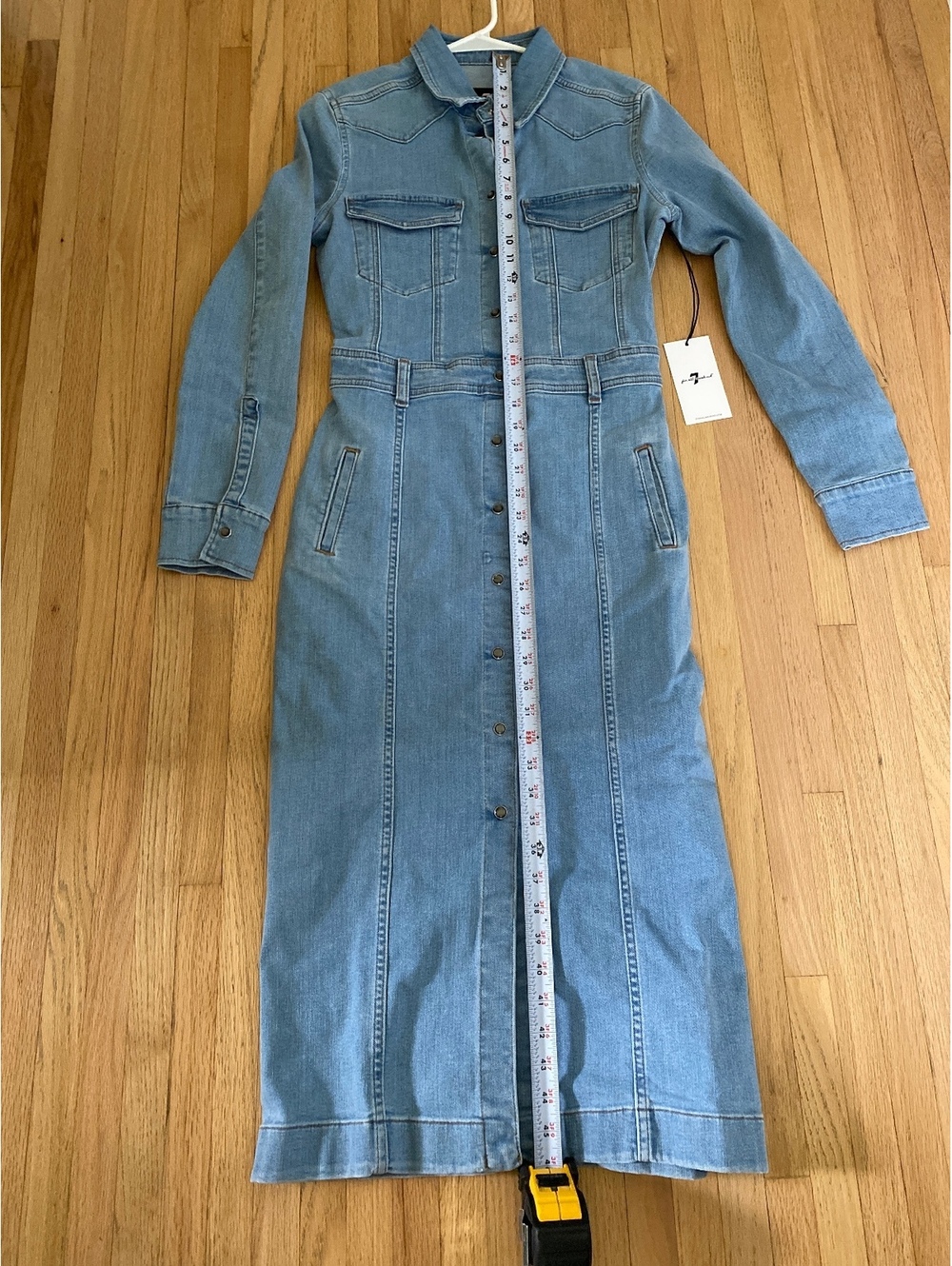 Western Americana Heritage 7 for all mankind luxe denim long sleeve belted midi - Picture 9 of 9